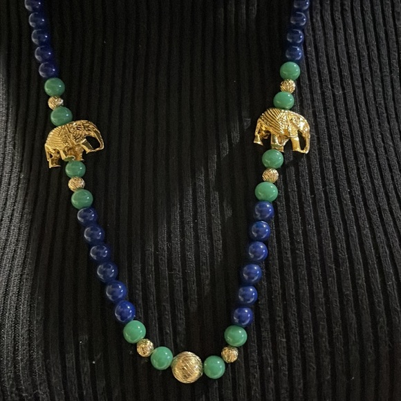 Vintage necklace and earrings set - Picture 4 of 7